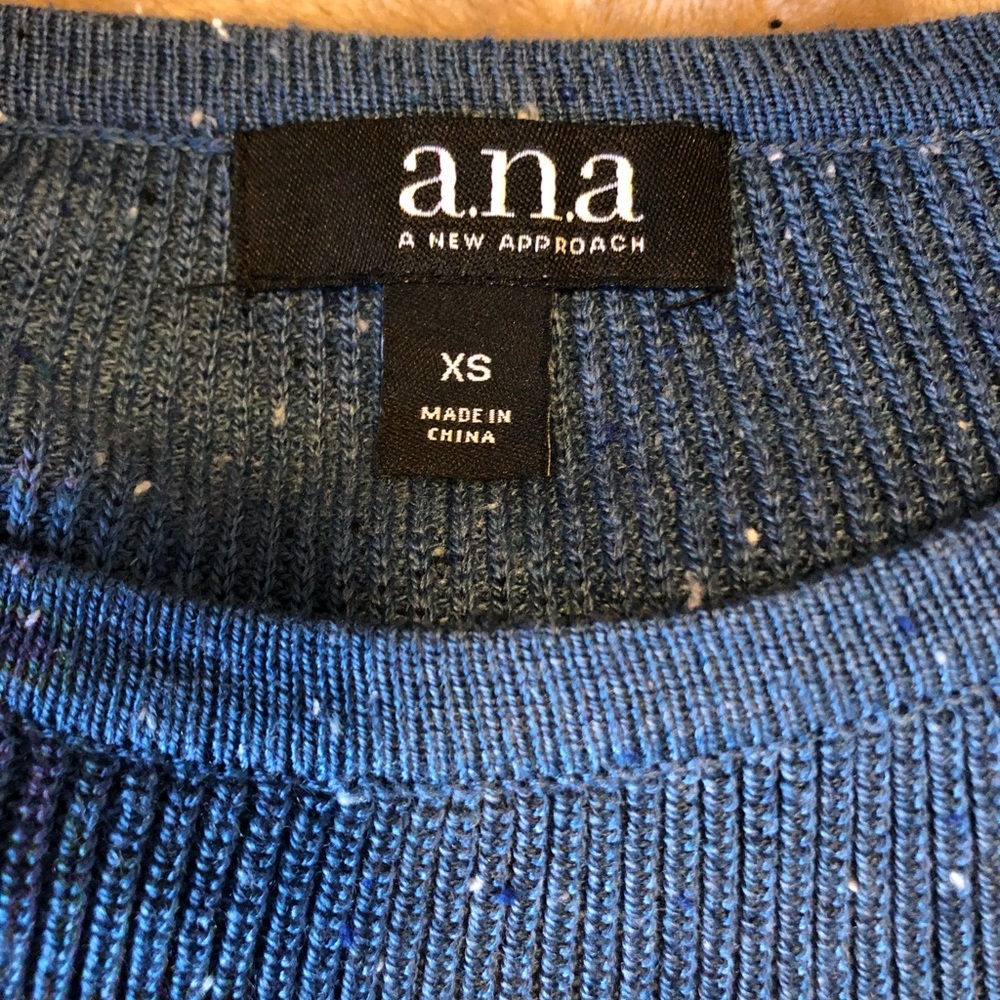 Ana sweater - Picture 5 of 5